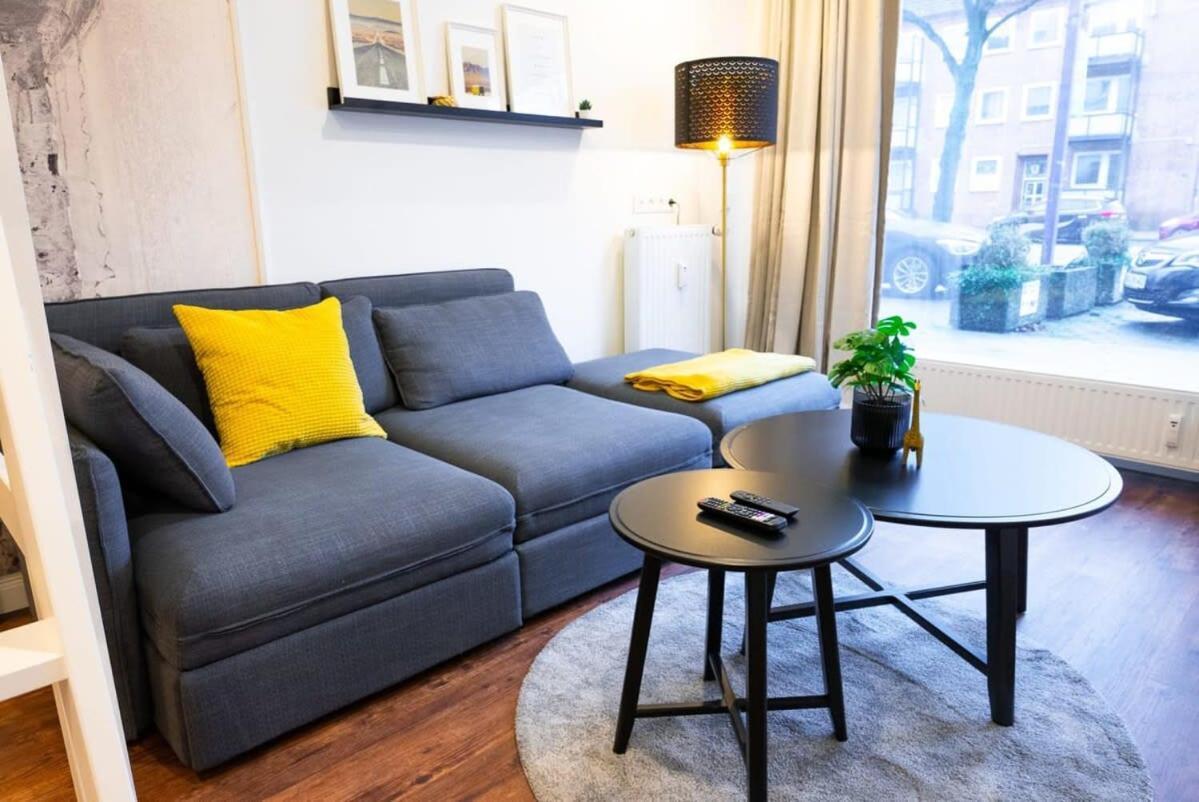 Shabby Chic Apartment In Ideal Location Hamburg Bagian luar foto